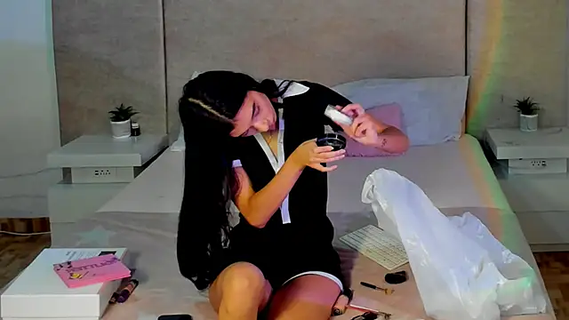 katt pelaez online show from 10/14/25, 05:36