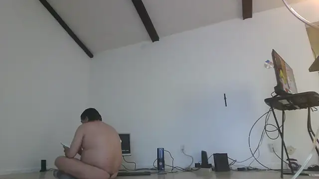 Snapshot of Peachestabby147 chatting on 10/08/25, 09:56 Peachestabby147 online show from 10/08/25, 09:56