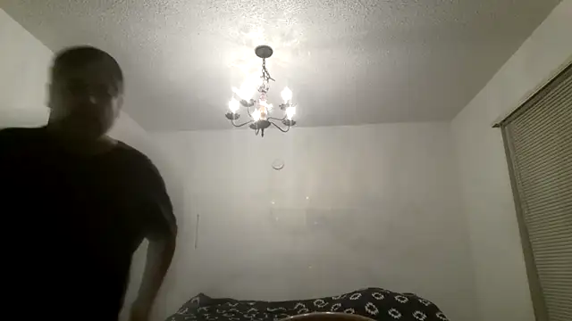 Snapshot of Peachestabby147 chatting on 11/08/25, 11:43 Peachestabby147 online show from 11/08/25, 11:43