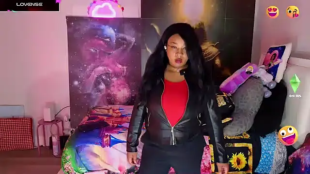 Snapshot of temptressbeauty24 chatting on 02/04/25, 02:07 temptressbeauty24 online show from 02/04/25, 02:07