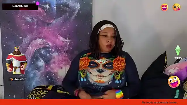 Snapshot of temptressbeauty24 chatting on 02/09/25, 04:46 temptressbeauty24 online show from 02/09/25, 04:46