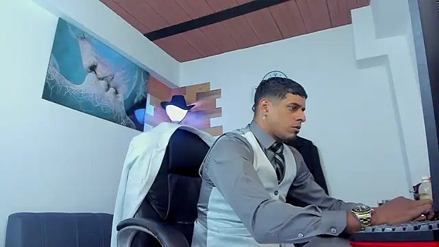 Snapshot of vincen_jose chatting on 02/06/25, 02:22 vincen jose online show from 02/06/25, 02:22