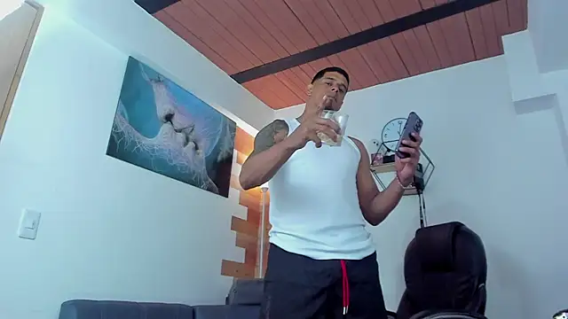 Snapshot of vincen_jose chatting on 03/05/25, 02:25 vincen jose online show from 03/05/25, 02:25