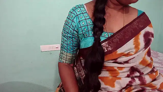 shrutitelugu69 online show from 01/15/26, 11:59