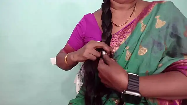 Snapshot of shrutitelugu69 chatting on 03/26/26, 02:00 shrutitelugu69 online show from 03/26/26, 02:00