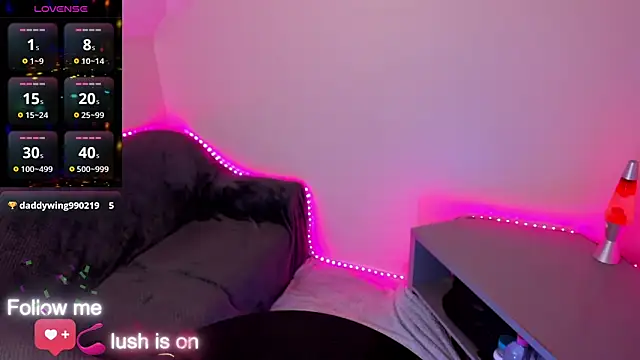 Snapshot of babykeeee chatting on 01/07/25, 12:45 babykeeee online show from 01/07/25, 12:45