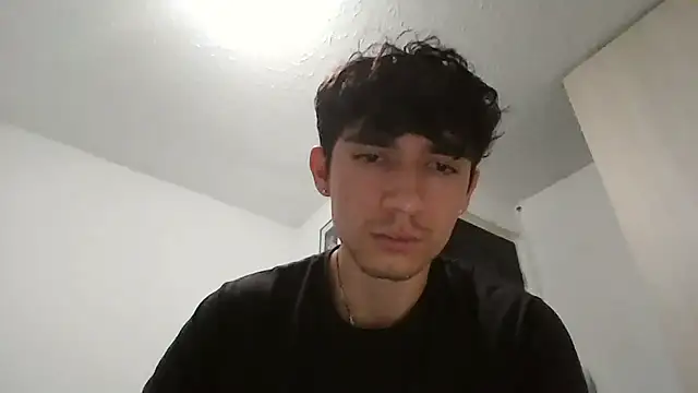 Snapshot of ChicoMaloFfF chatting on 11/06/25, 05:58 ChicoMaloFfF online show from 11/06/25, 05:58