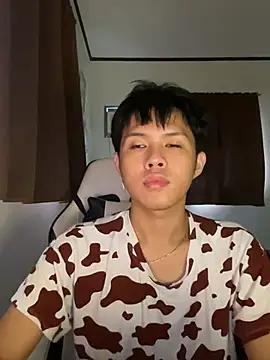 Plaxtique online show from 12/18/25, 10:49