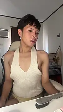 Plaxtique online show from 12/22/25, 05:15