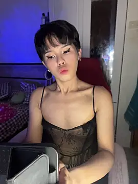 Plaxtique online show from 07/07/26, 03:49