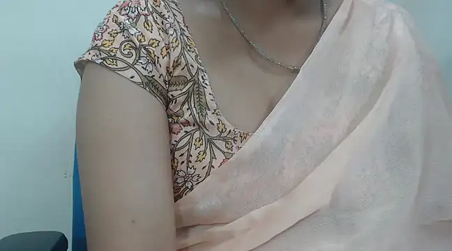 Lovely Siri 23 online show from 02/20/25, 06:28