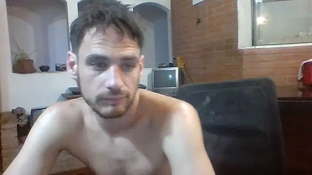 Snapshot of Stevenson988 chatting on 12/19/25, 04:30 Stevenson988 online show from 12/19/25, 04:30