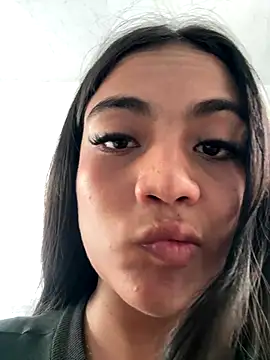 Chiqui cute online show from 10/12/25, 03:55