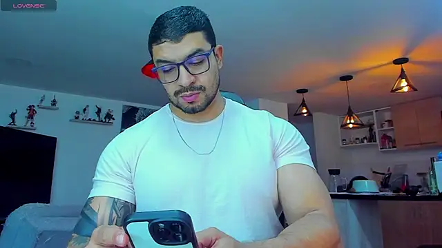 Michael Diamond online show from 02/19/25, 03:17