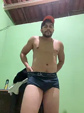 Rejoined Sugar online show from 04/15/26, 09:15