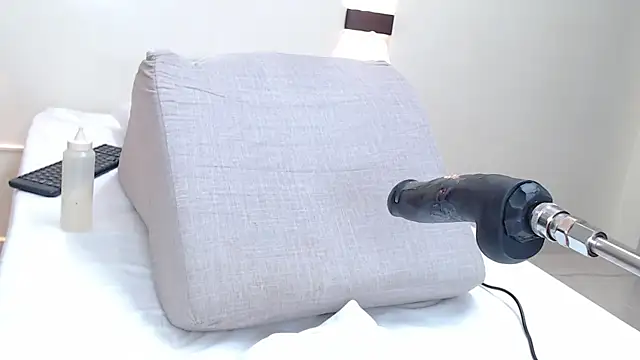  julyy  online show from 03/14/25, 01:37