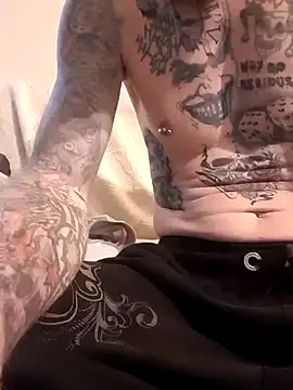 PIercingBoy38 online show from 02/04/25, 02:21