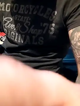 PIercingBoy38 online show from 09/14/25, 05:23