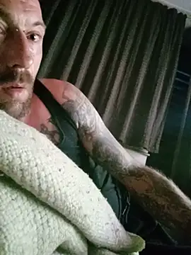 PIercingBoy38 online show from 06/06/26, 02:16