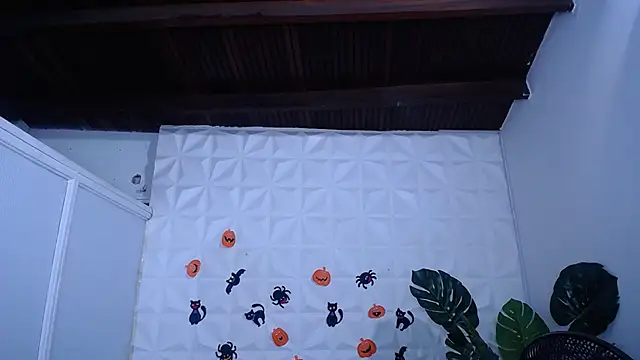 Valentinaa mature online show from 10/02/25, 09:44