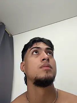 Snapshot of matias_bianco chatting on 02/19/26, 12:17 matias bianco online show from 02/19/26, 12:17