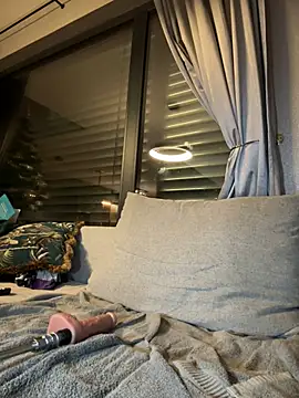 Bella-Tight online show from 12/18/24, 07:04