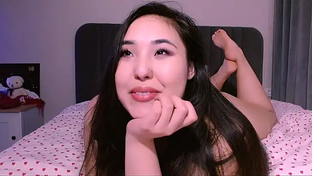 monabooty online show from 02/01/25, 02:37