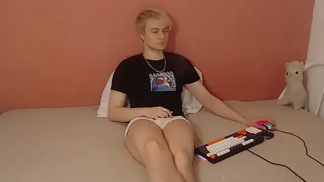 Oliver sweet  online show from 04/02/26, 01:03