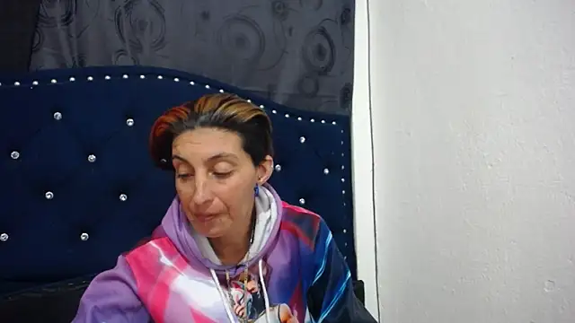 anyu1306 online show from 01/09/25, 03:47