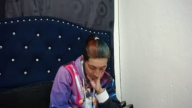 anyu1306 online show from 03/04/25, 07:43