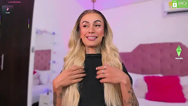 Snapshot of Miss_sagitario chatting on 02/17/25, 12:05 Miss sagitario online show from 02/17/25, 12:05