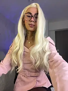 Miss sagitario online show from 05/13/26, 12:13