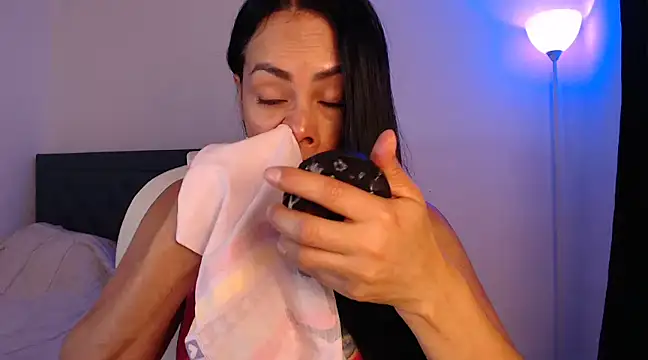 Snapshot of susana07 chatting on 02/10/25, 09:15 susana07 online show from 02/10/25, 09:15