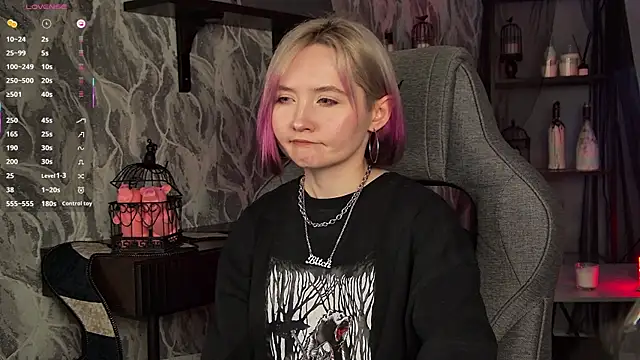 ReiYosimoto online show from 04/20/26, 02:20