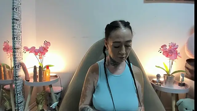 Snapshot of Rayanablackandwhite chatting on 09/09/25, 09:36 Rayanablackandwhite online show from 09/09/25, 09:36