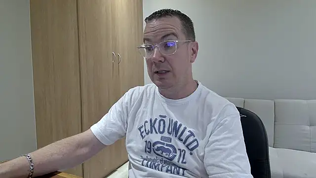 BrettJ81 online show from 02/28/26, 02:18