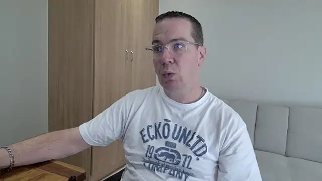 BrettJ81 online show from 05/03/26, 01:50