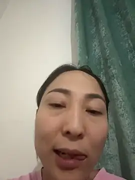 1reisatumi  online show from 03/14/26, 04:23