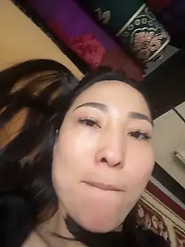 1reisatumi  online show from 03/22/26, 11:46