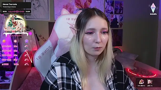 Evie Ro online show from 12/22/24, 12:50