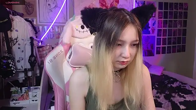 Evie Ro online show from 02/28/25, 11:23