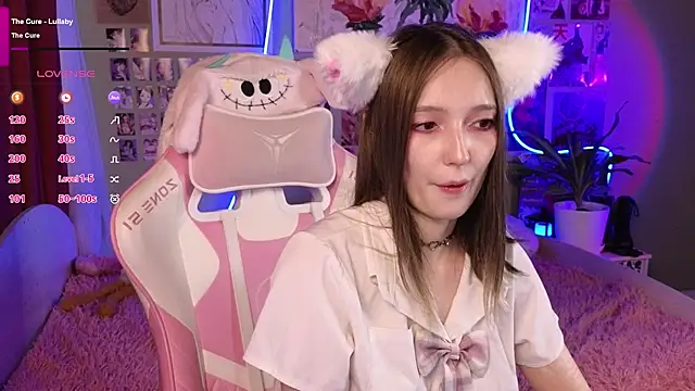 Evie Ro online show from 05/17/26, 12:34