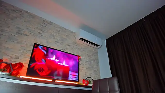 Laya Moon online show from 02/22/25, 10:29