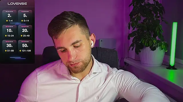 Sweeet  boy online show from 10/13/25, 09:37