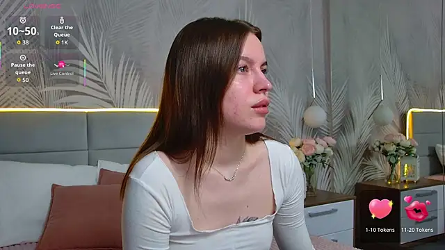 Snapshot of AmaliaBell chatting on 09/10/25, 01:11 AmaliaBell online show from 09/10/25, 01:11