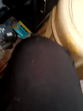 u wan me online show from 10/25/25, 10:23