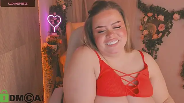 Snapshot of Sheila_queen_ chatting on 12/15/24, 12:29 Sheila queen online show from 12/15/24, 12:29