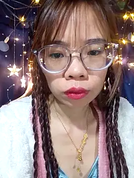   Mai-love19   online show from 02/05/26, 12:37