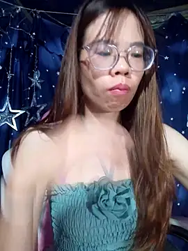   Mai-love19   online show from 05/08/26, 11:10