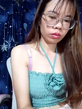 Snapshot of __Mai-love19__ chatting on 06/09/26, 10:43 Mai-love19 online show from 06/09/26, 10:43